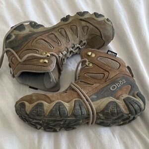 Women’s Oboz Hiking Boots